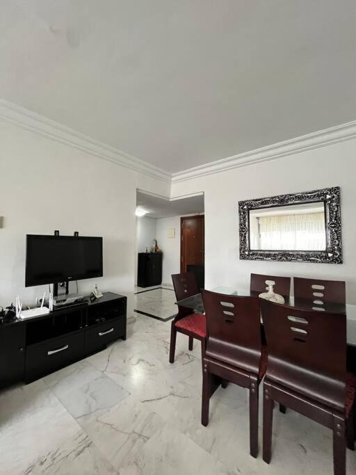 Appartement In The Heart Of Tanger Boulevard Buitenkant foto