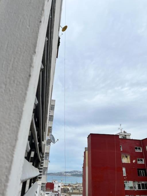 Appartement In The Heart Of Tanger Boulevard Buitenkant foto